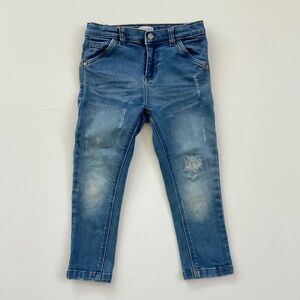 Distressed Organic Capri Jeans